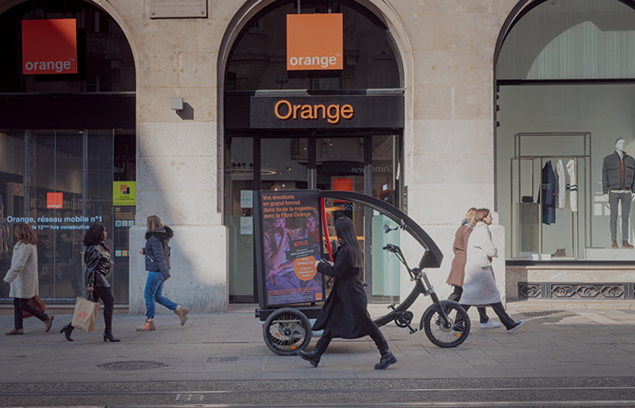 header - orange - bike'com - le premier reseau d'affichage national eco responsable